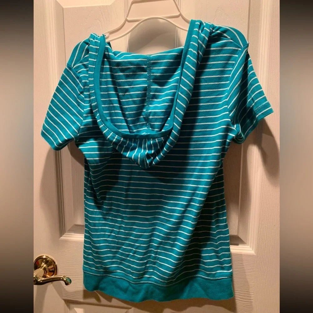 Made For Life PETITE Top - Picture 2 of 3